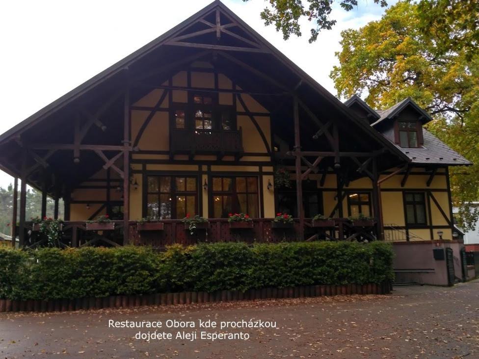 Homestay Poděbrady Exterior foto